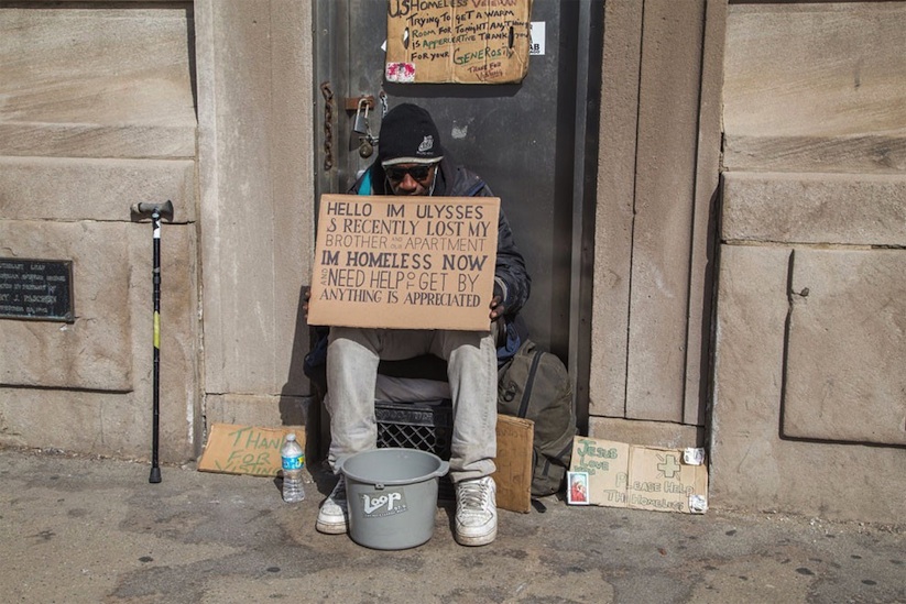 The_Urban_Type_Experiment_Art_Director_Redesigns_Homeless_Peoples_Signs_2016_10