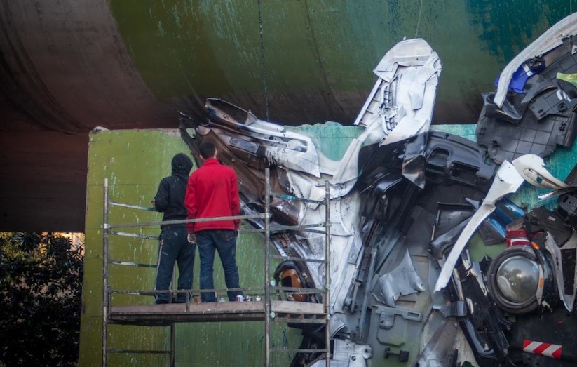 Uma_Cabra_New_Street_Installation_by_Bordalo_II_in_Rome_2016_07