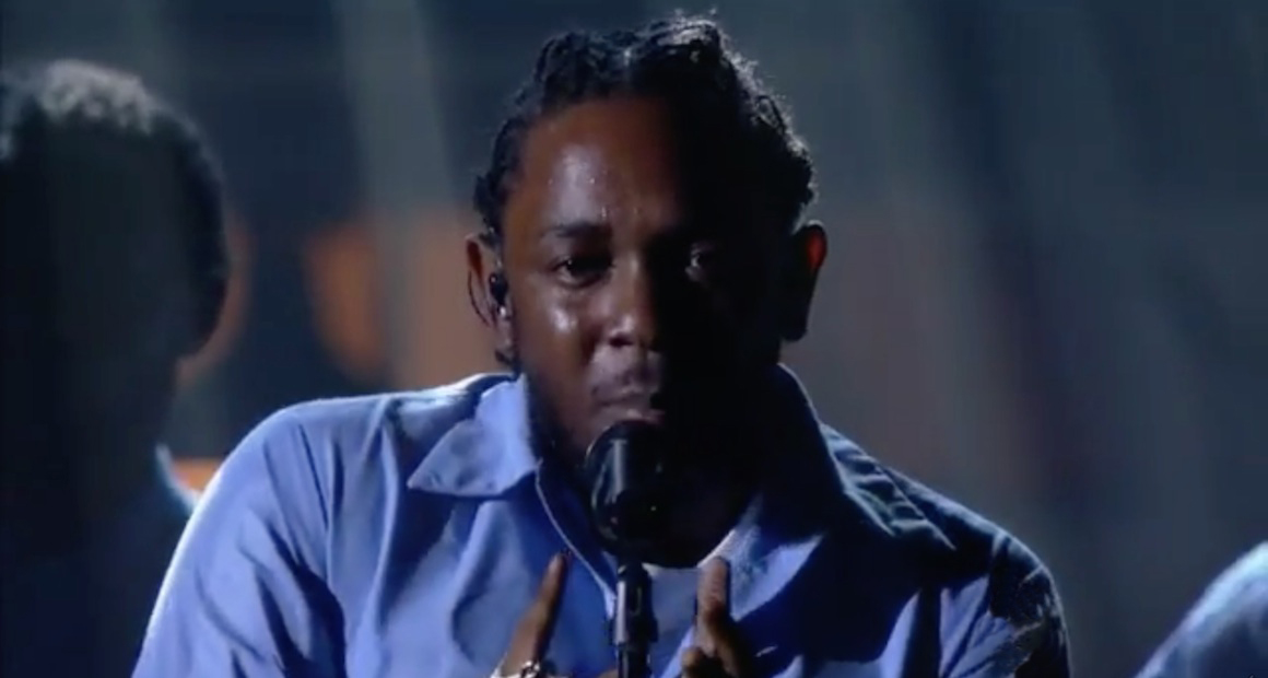 Kendrick Lamar Grammy Awards 2016 WHUDAT_01