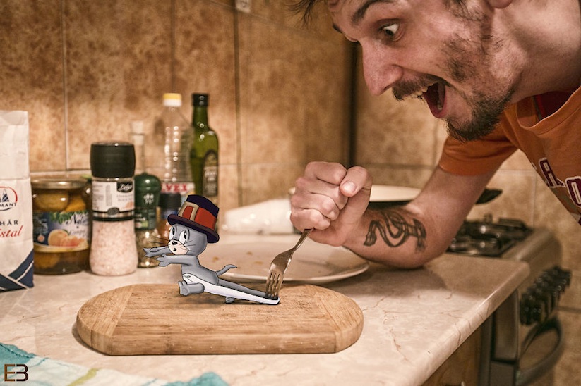 Photographer_Ervin_Boer_is_living_in_a_World_shared_with_Famous_Cartoon_Characters_2016_07