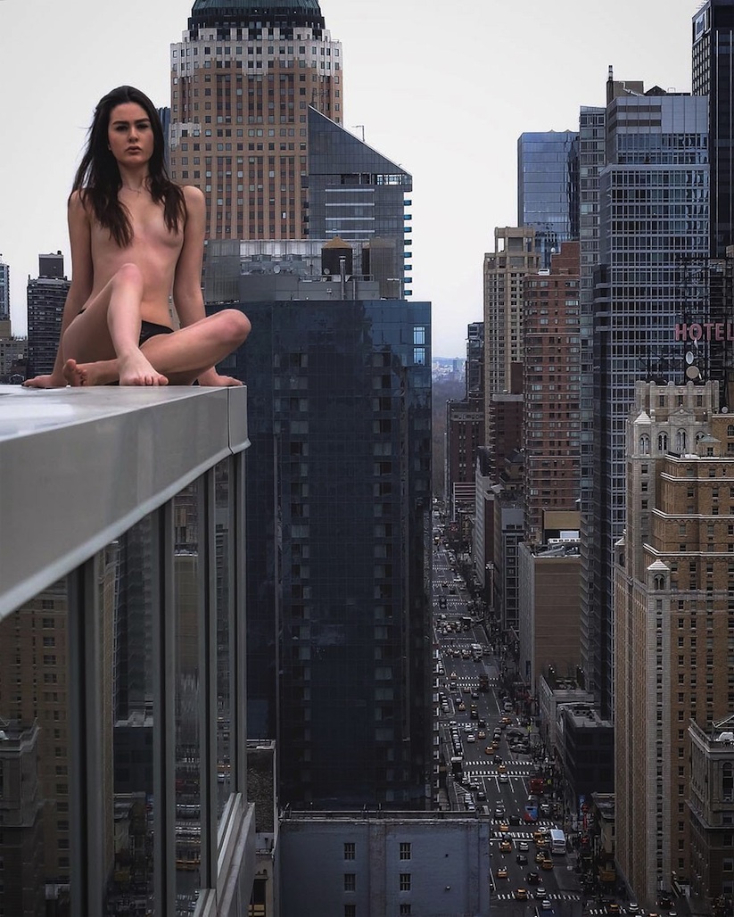 Beauty_And_NYC_Models_Pose_Perilously_Close_to_the_Edge_of_Tall_Buildings_in_New_York_2016_08