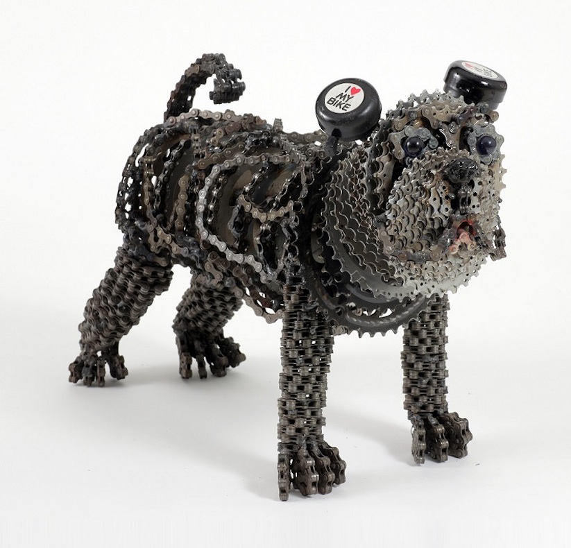 Unchained_Dogs_Dog_Sculptures_Created_From_Bicycle_Chains_by_Artist_Nirit_Levav_2016_02