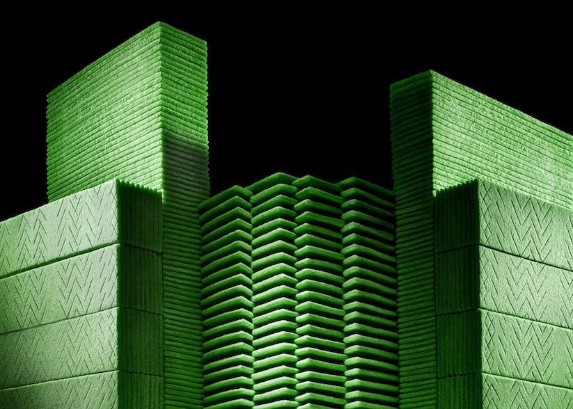 Unwrapped_Architecture_Sculptures_Made_of_Chewing_Gum_by_Sam_Kaplan_2016_03