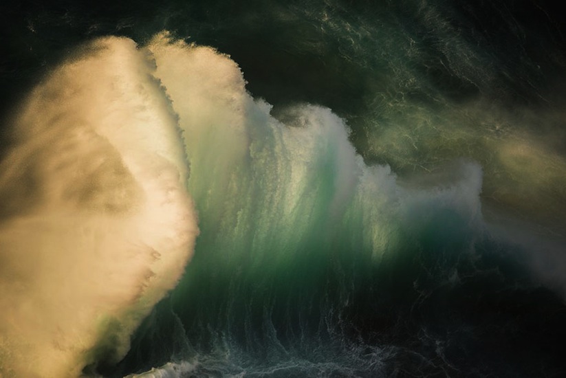 Maelstrom_The_Majestic_Power_Of_Ocean_Waves_Captured_by_Luke_Shadbolt_2016_02