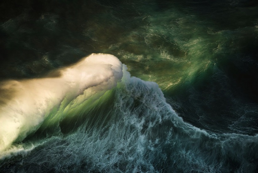Maelstrom_The_Majestic_Power_Of_Ocean_Waves_Captured_by_Luke_Shadbolt_2016_06