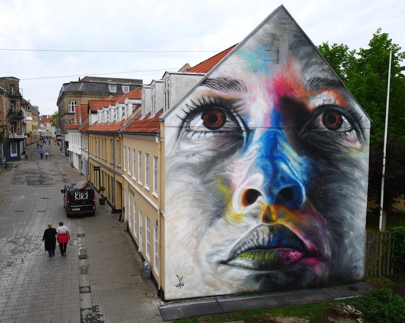 New_Colorful_Mural_by_Street_Artist_David_Walker_in_Aalborg_Denmark_2016_01