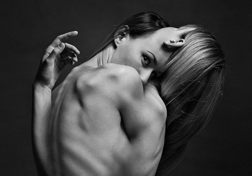 Siamese_Strange_Body_Morphed_Photos_by_Hungarian_Artist_Flora_Borsi_2016_01