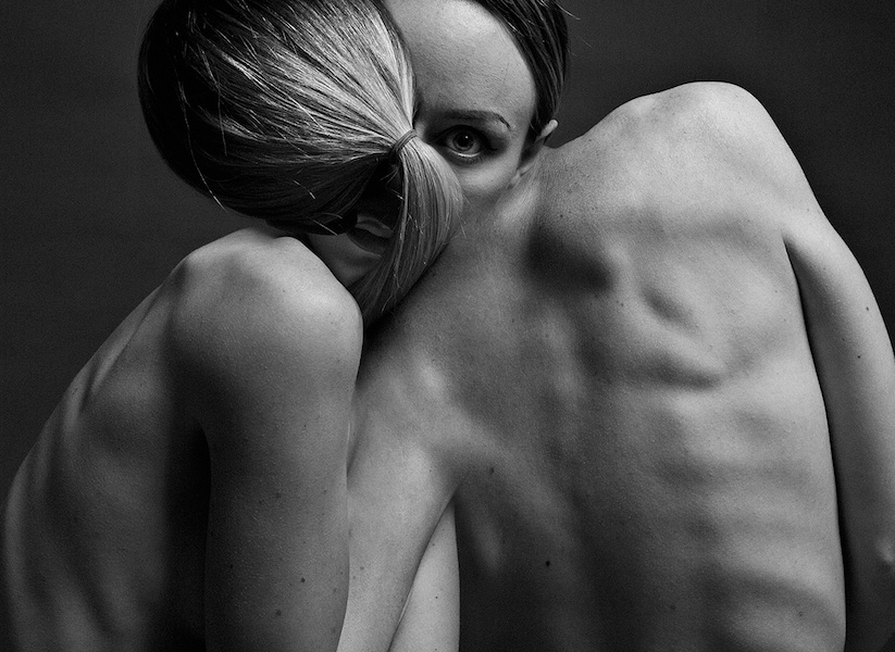 Siamese_Strange_Body_Morphed_Photos_by_Hungarian_Artist_Flora_Borsi_2016_07