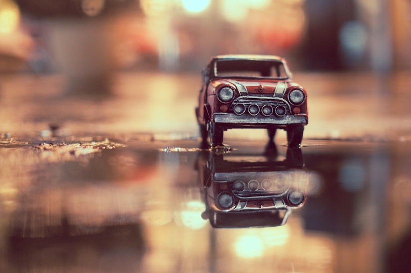 Traveling_Cars_Adventures_Tiny_Toy_Cars_in_Dramatic_Situations_Captured_by_Kim_Leuenberger_2016_11