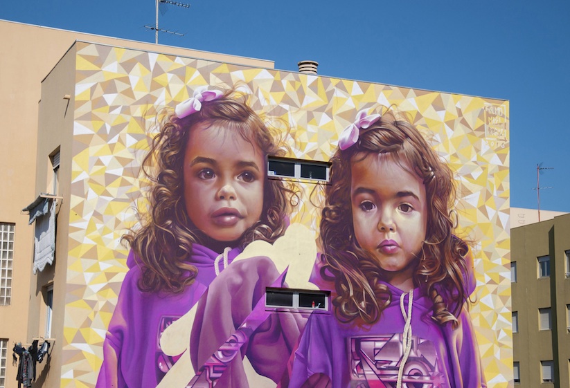 Two_Of_One_Kind_Adorable_Mural_by_Telmo_Miel_Pariz_One_in_Lisbon_Portugal_2016_02
