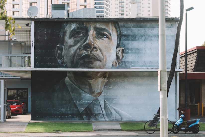 Barack_Obama_Mural_by_Street_Artist_Kamea_Hadar_in_Honolulu_Hawaii_2016_01