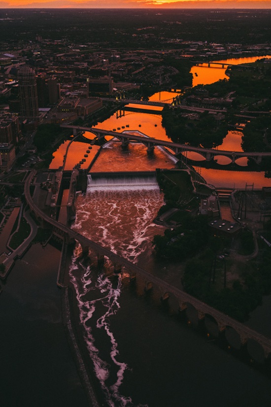 Flying_High_Minneapolis_Captured_from_Above_by_Photographer_Van_Styles_2016_06