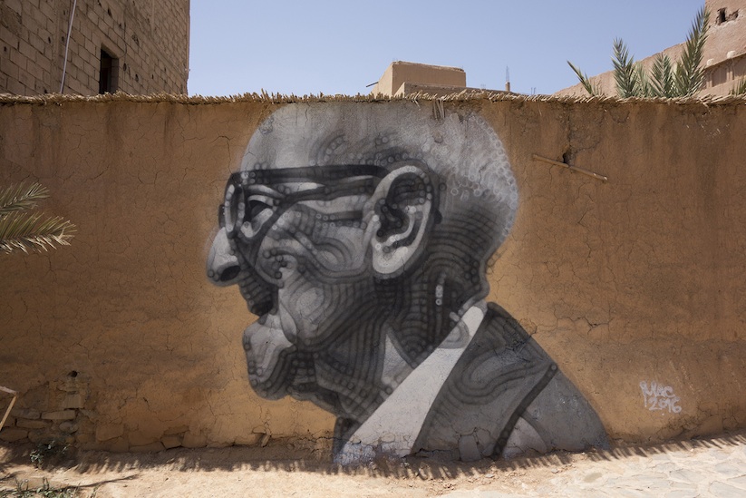 New_Pieces_by_Street_Artist_EL_MAC_in_Agdz_Merzouga_Morocco_2016_06