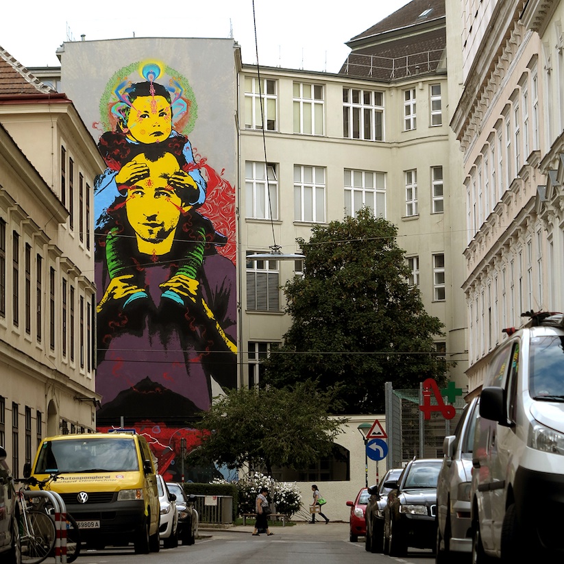 Colorful_Mural_by_Street_Artist_Stinkfish_in_Vienna_Austria_2016_05