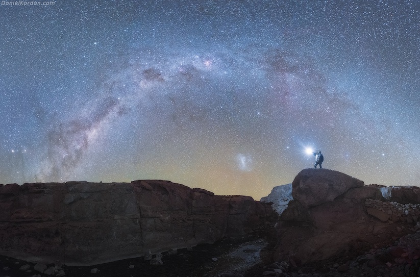 Daniel_Kordan_Captures_Awesome_Pictures_Of_Milky_Way_Mirrored_On_Salt_Flats_In_Uyuni_Bolivia_2016_05