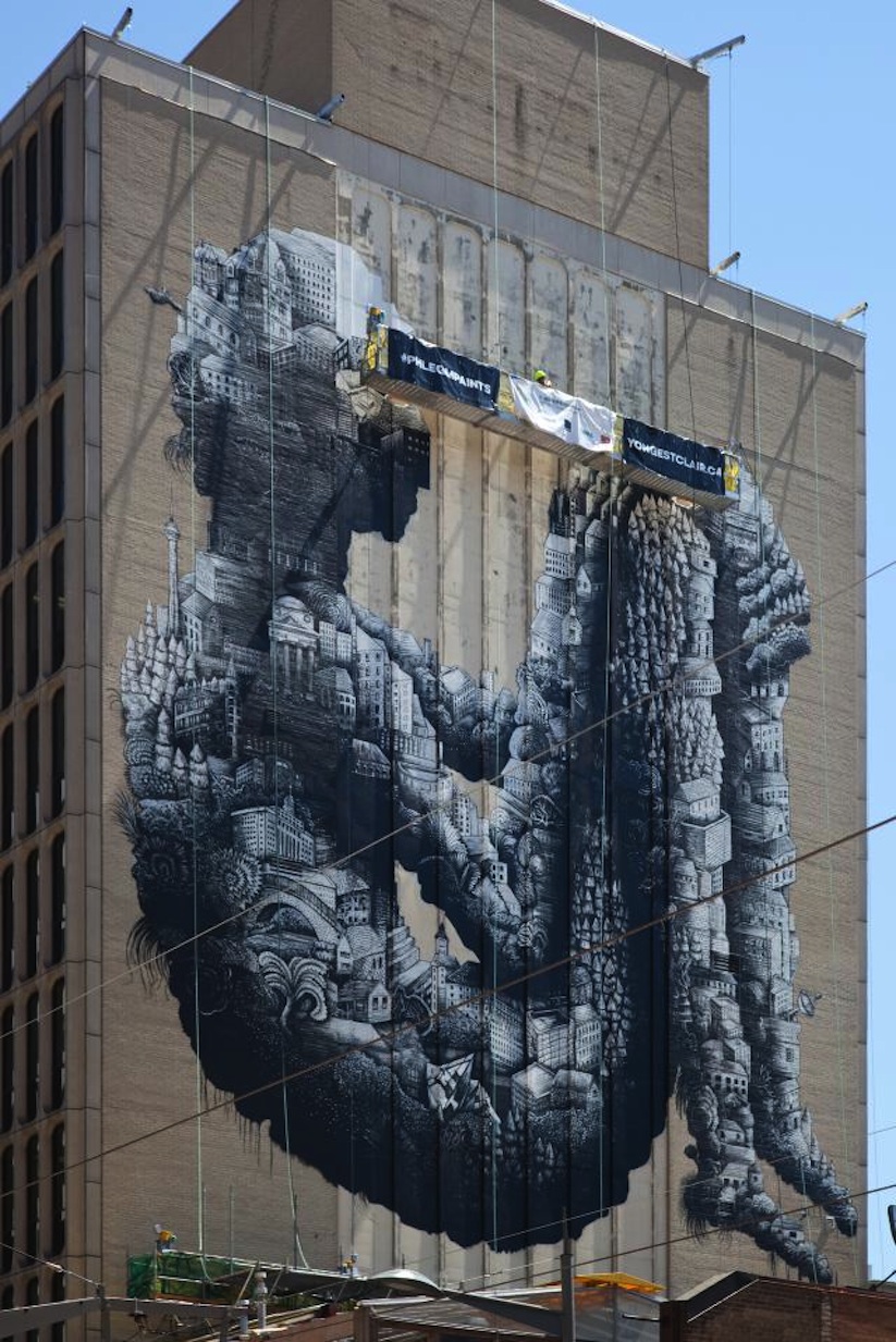 Elegant_and_Complex_New_Mural_by_British_Street_Artist_Phlegm_in_Toronto_Canada_2016_03