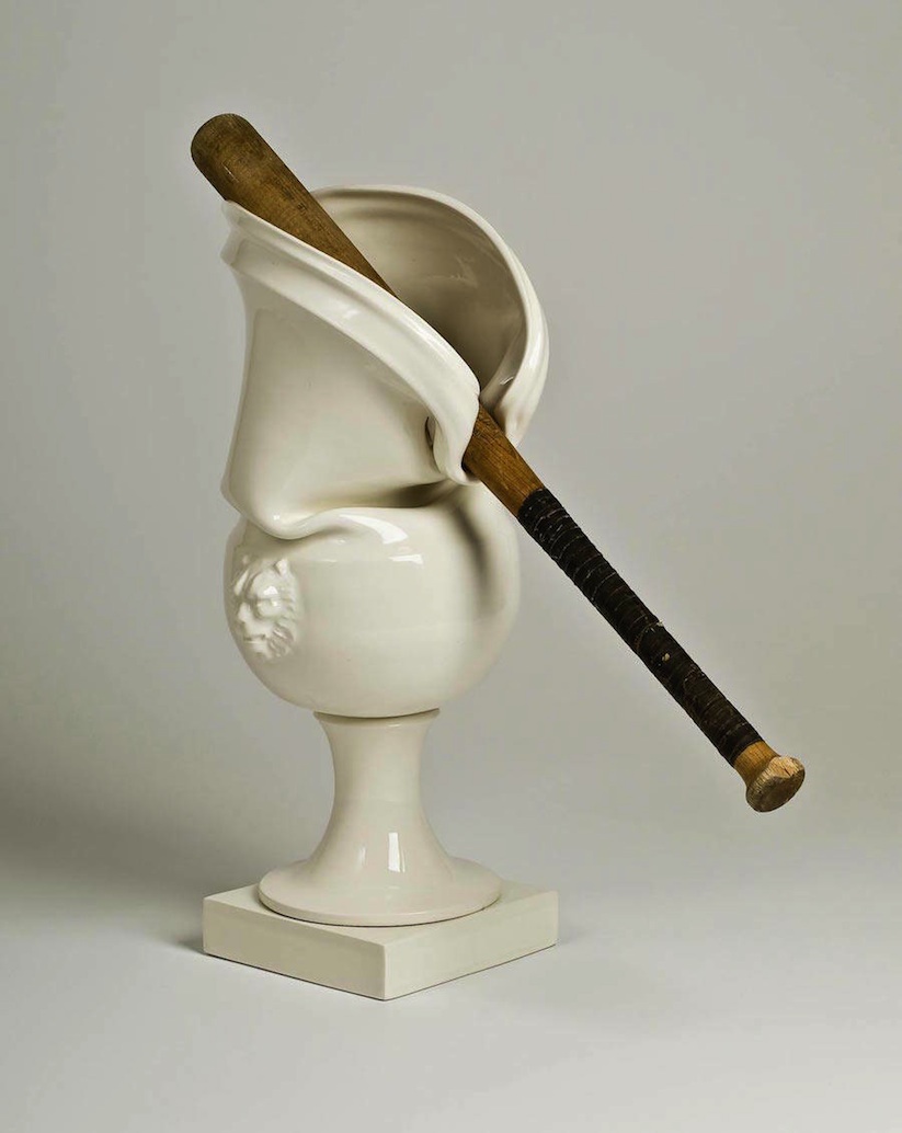 French_Artist_Laurent_Craste_Creates_very_Special_Ceramics_Art_2016_02