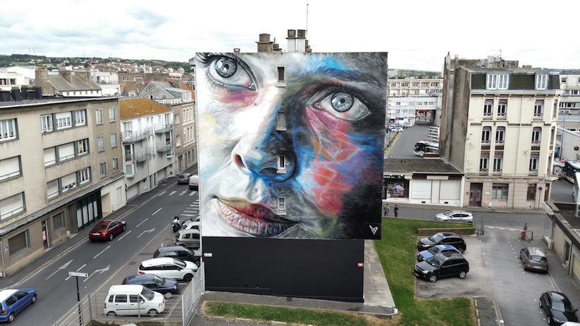 Impressive_Portrait_Mural_by_Street_Artist_David_Walker_in_Boulogne_Sur_Mer_France_2016_01