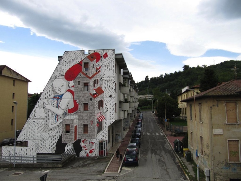 backpack_home_new_massive_mural_by_street_artist_millo_in_ascoli_piceno_italy_2016_04