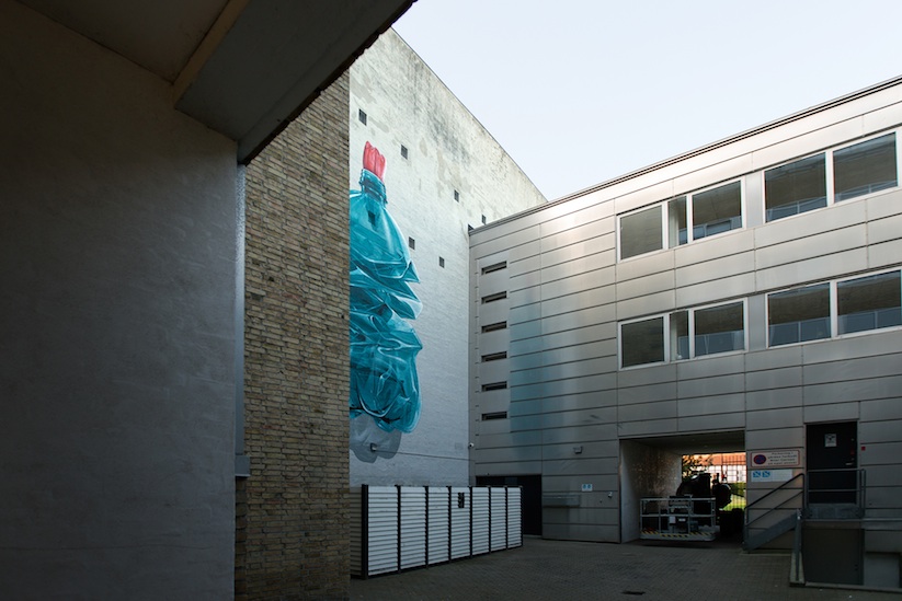 giant_plastic_bottle_mural_by_street_artists_nevercrew_in_aalborg_denmark_2016_03