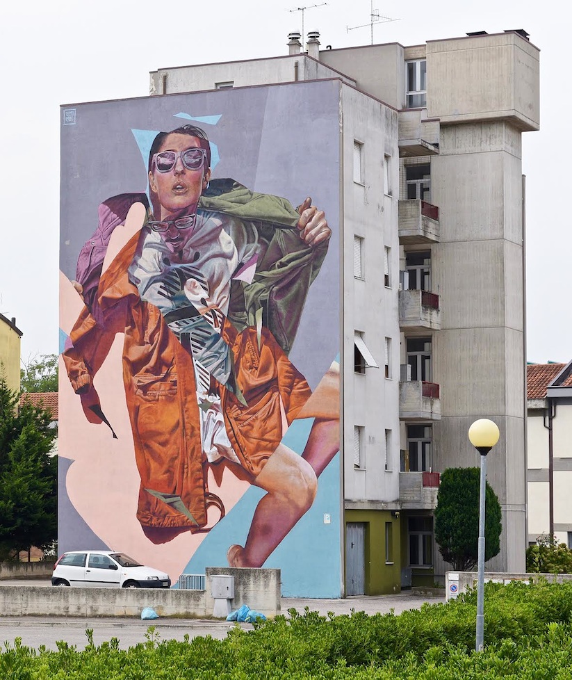 half_way_here_by_street_art_duo_telmomiel_in_civitanova_2016_04