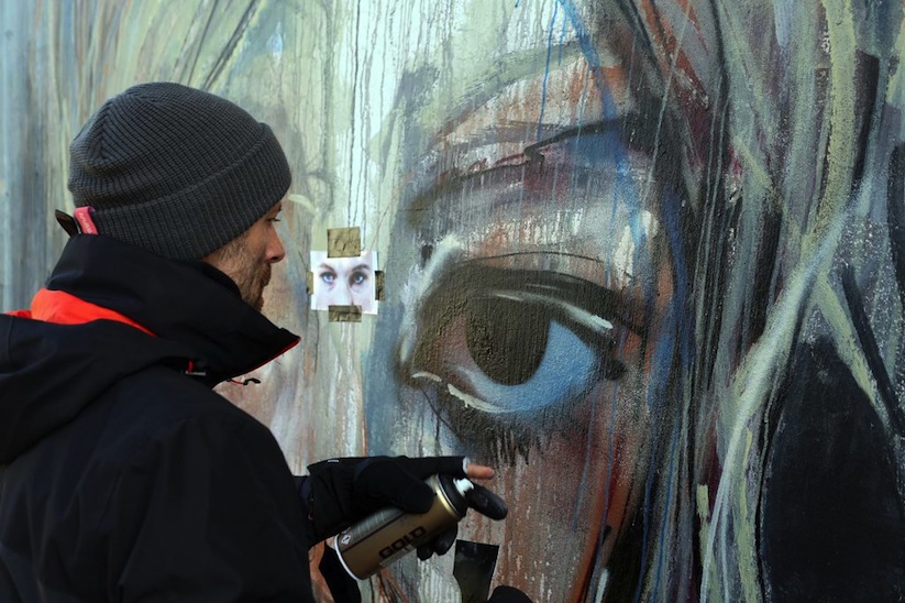 mural_by_herakut_in_reykjavik_iceland_2016_03