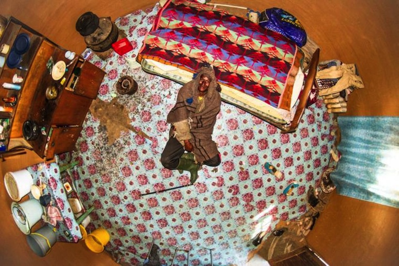 my_room_project_john_thackwray_documents_bedrooms_from_around_the_world_2016_04