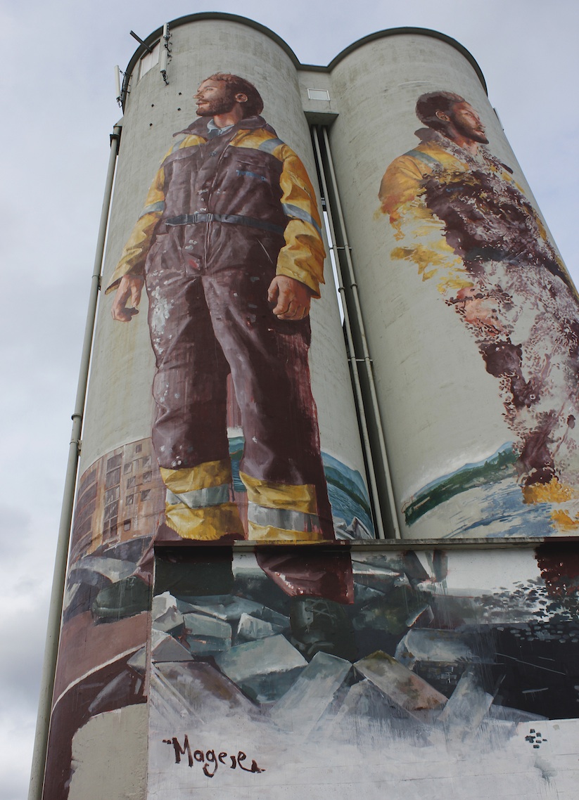 new_mural_by_street_artist_fintan_magee_in_stavanger_norway_2016_02