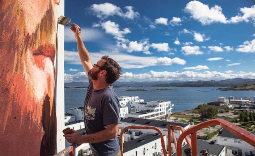 new_mural_by_street_artist_fintan_magee_in_stavanger_norway_2016_08