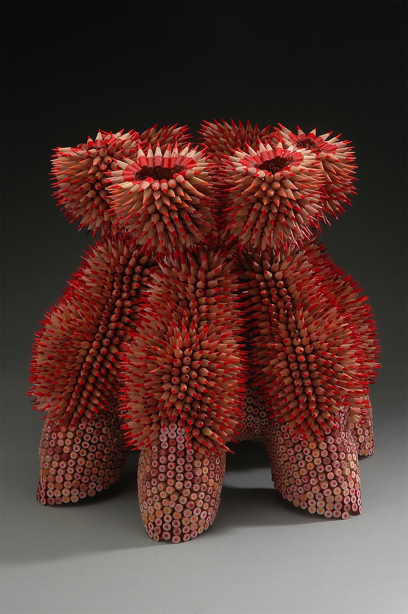 pencil_sculptures_inspired_by_the_form_and_function_of_the_sea_urchin_2016_03