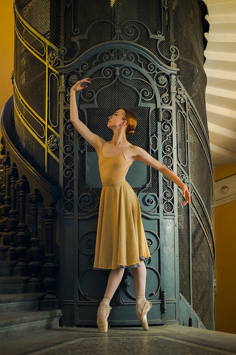 ballet_house_tales_st_petersburgs_architecture_ballet_dancers_captured_by_darian_volkova_2016_07