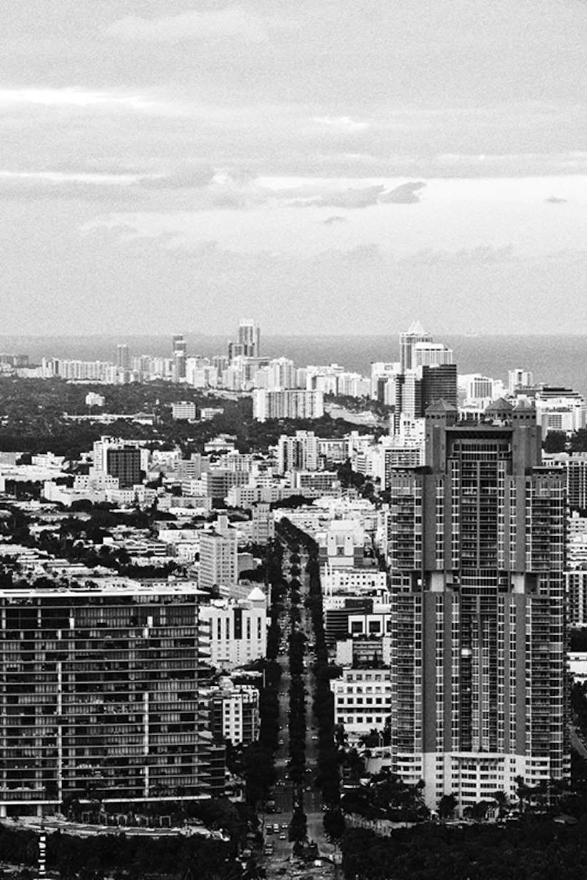 monochromatic_over_miami_magic_city_captured_from_above_by_van_styles_2016_02