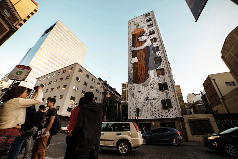 never_give_up_super_sized_mural_by_street_artist_millo_in_santiago_chile_2016_03