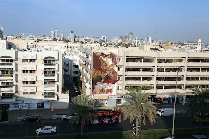 the_past_mural_by_case_maclaim_in_dubai_2016_01