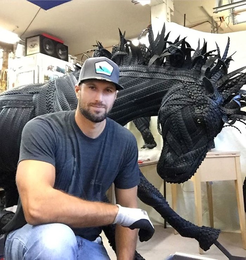 Animal_Sculptures_made_of_Recycled_Rubber_Tires_by_Blake_McFarland_2017_11