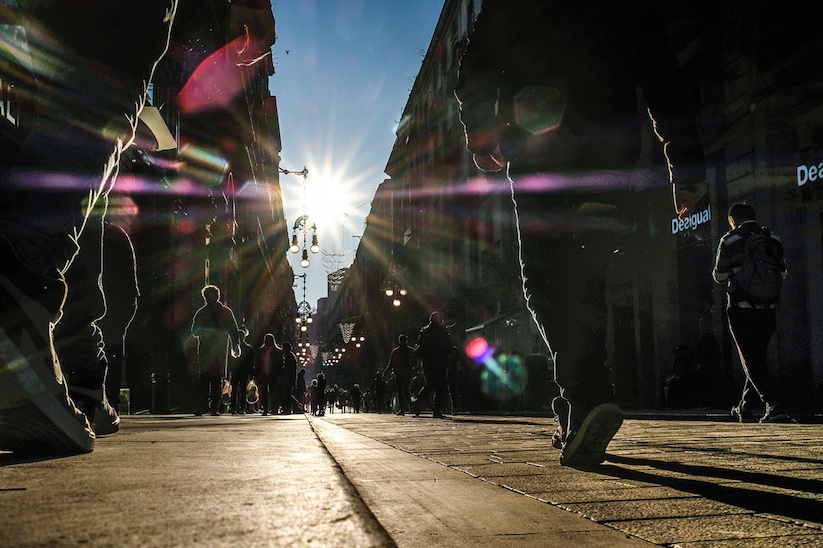 catalonian_feeling_daily_scenes_in_barcelona_captured_by_skander_khlif_2016_08