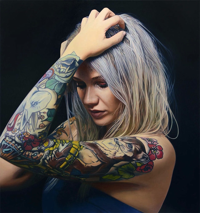 hyperrealistic_portrait_paintings_of_tattooed_girls_by_artist_philip_munoz_2016_01