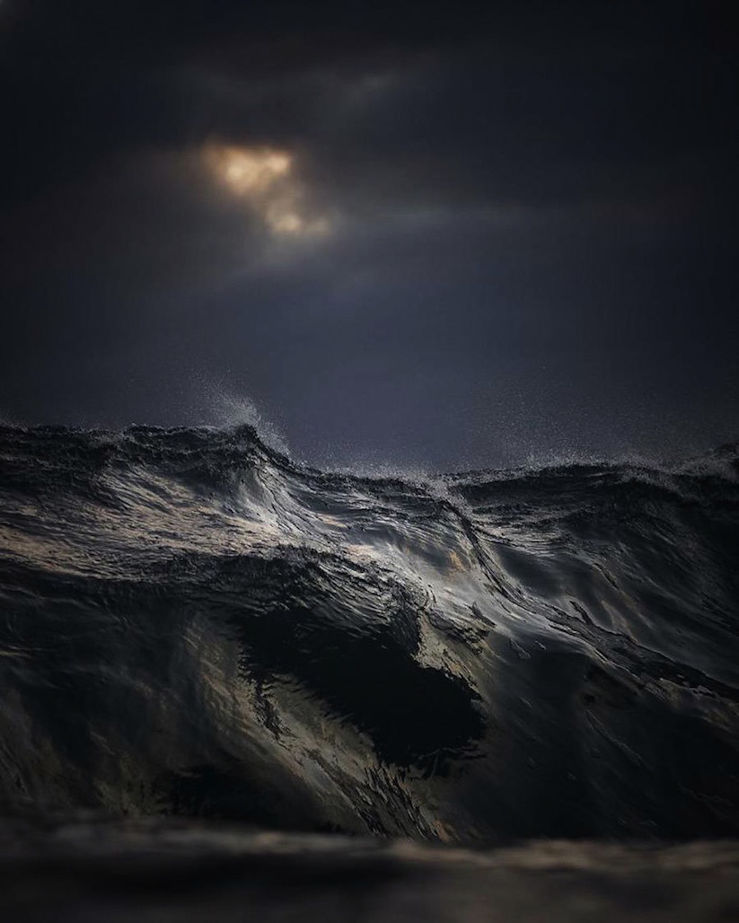 Impressive_Photographs_of_Waves_Looking_Like_Mountains_by_Lloyd_Meudell_2017_04