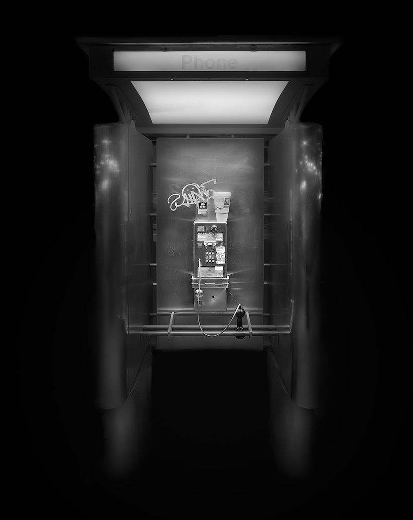 The_Last_Pay_Phones_in_NYC_Captured_by_Michael_Massaia_2017_01