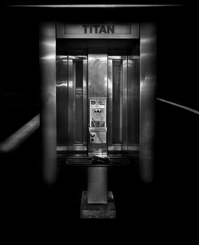 The_Last_Pay_Phones_in_NYC_Captured_by_Michael_Massaia_2017_02