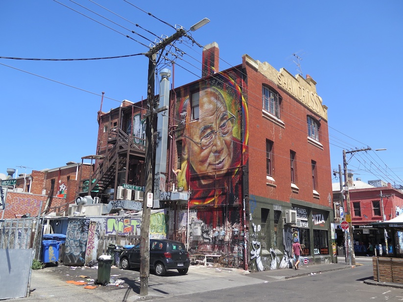 Mural_of_the_Dalai_Lama_by_Artist_Adnate_Melbourne_2017_01