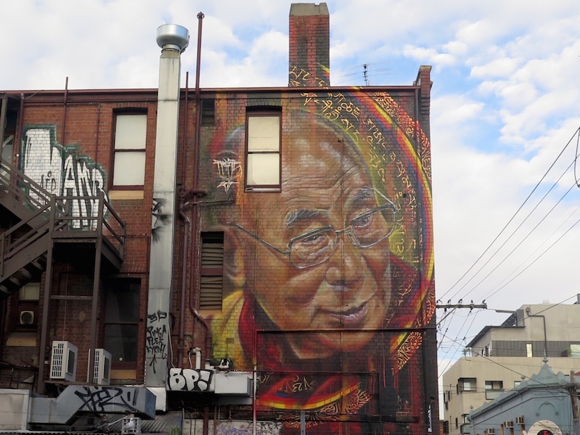 Mural_of_the_Dalai_Lama_by_Artist_Adnate_Melbourne_2017_02