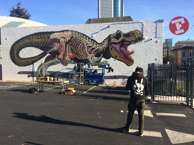 Translucent_T_Rex_by_Street_Artist_Nychos_in_Oakland_2017_07