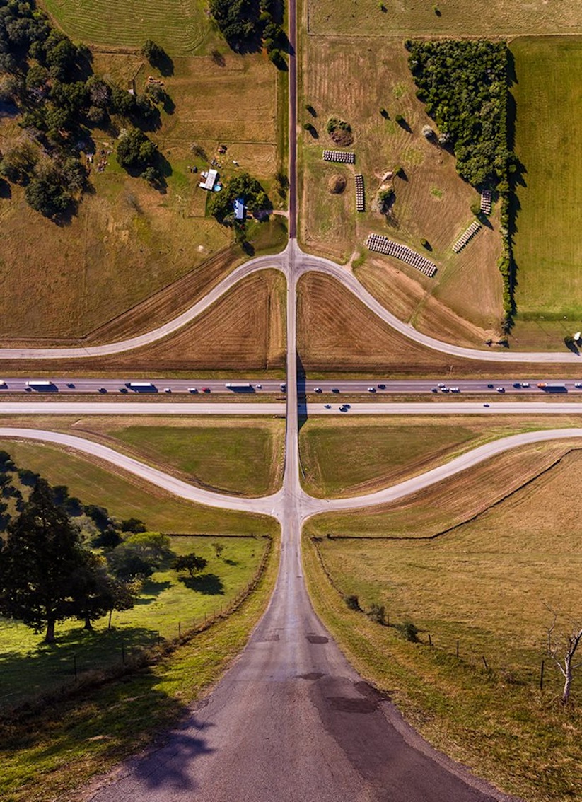 Flatland_Dramatically_Skewed_Photographic_Landscape_by_Aydin_Bueyuektas_2017_08