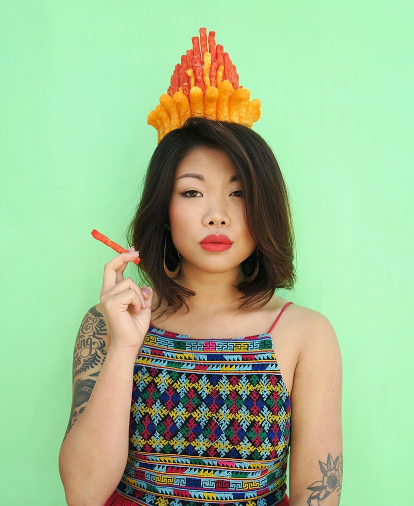 Flour_Crowns_Delicious_looking_Food_Crowns_Made_by_Lauren_Hom_2017_09