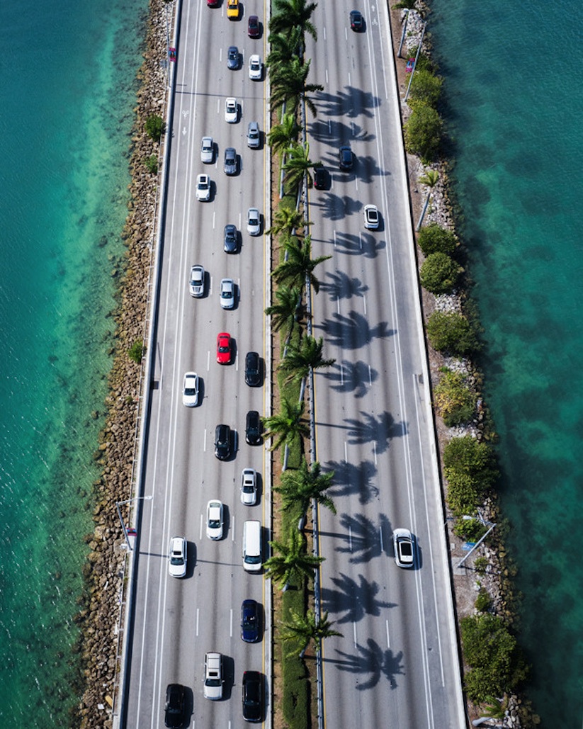 Running_Patterns_Flying_Over_Miami_with_Photographer_Van_Styles_2017_02