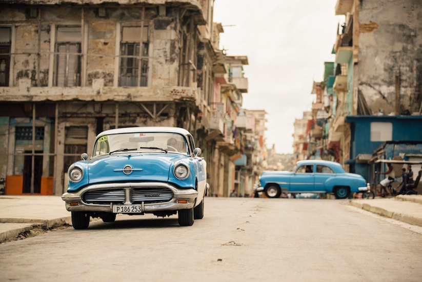 Awesome_Travel_Photographs_by_AJ_Beyer_from_Sunny_Havana_Cuba_2017_05