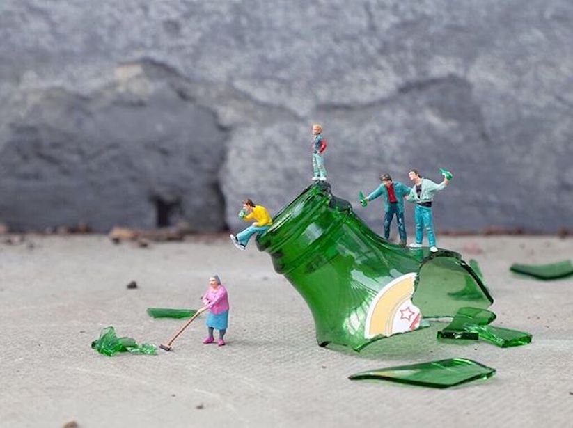  Little People Neue Miniatur Installationen Von Street Artist Slinkachu