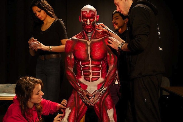 Students paint Anatomical Man into Human Textbook (7 Pictures + Clip)